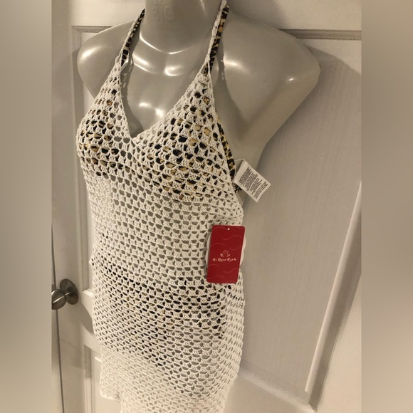 Crochet fishnet dress for beach days - Picture 6 of 9